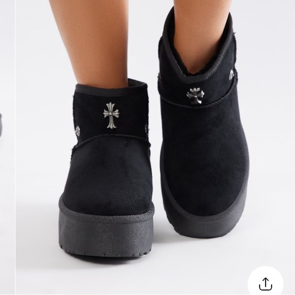 ♠️🖤NWT Brooke Platform Booties